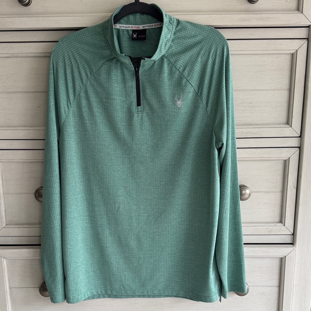 Men’s Spyder Long Sleeve Quarter-Zip
SZ Large